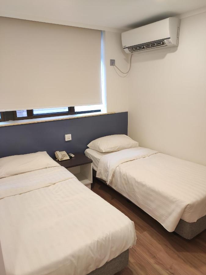 Goodrich 3* Hong Kong